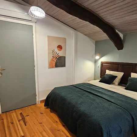 Apartmán Custhom St Guilhem-le-desert *