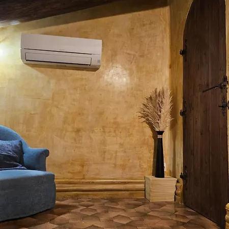 Custhom St Guilhem-le-désert Appartement