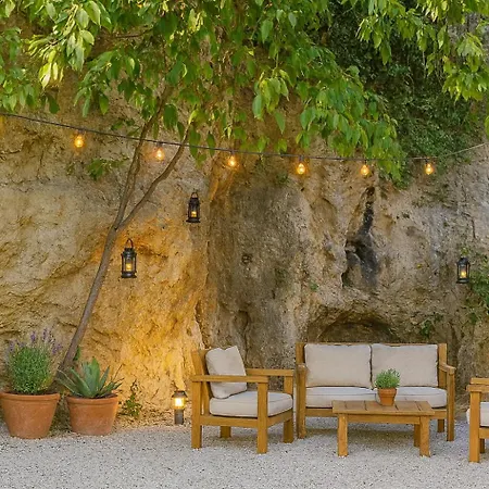 Custhom St Guilhem-le-desert Apartmán