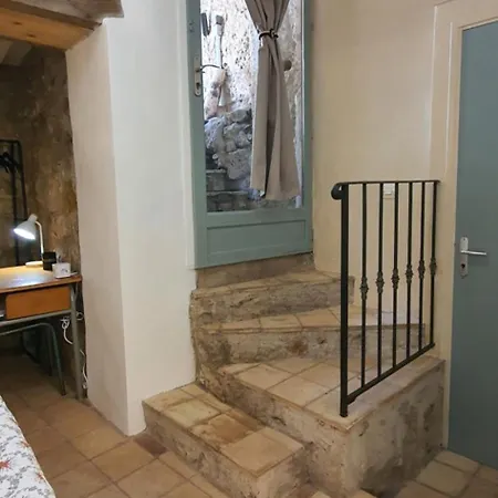 Appartement Custhom St Guilhem-le-désert *