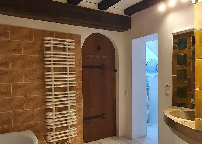 Appartamento Custhom St Guilhem-le-désert *